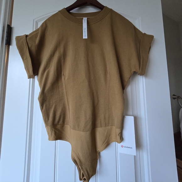 NWT Lululemon Heavyweight Cotton T-Shirt Bodysuit Back Cutout Camel Size S - Picture 7 of 15